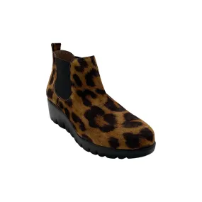 C33138 Animal Print Boot