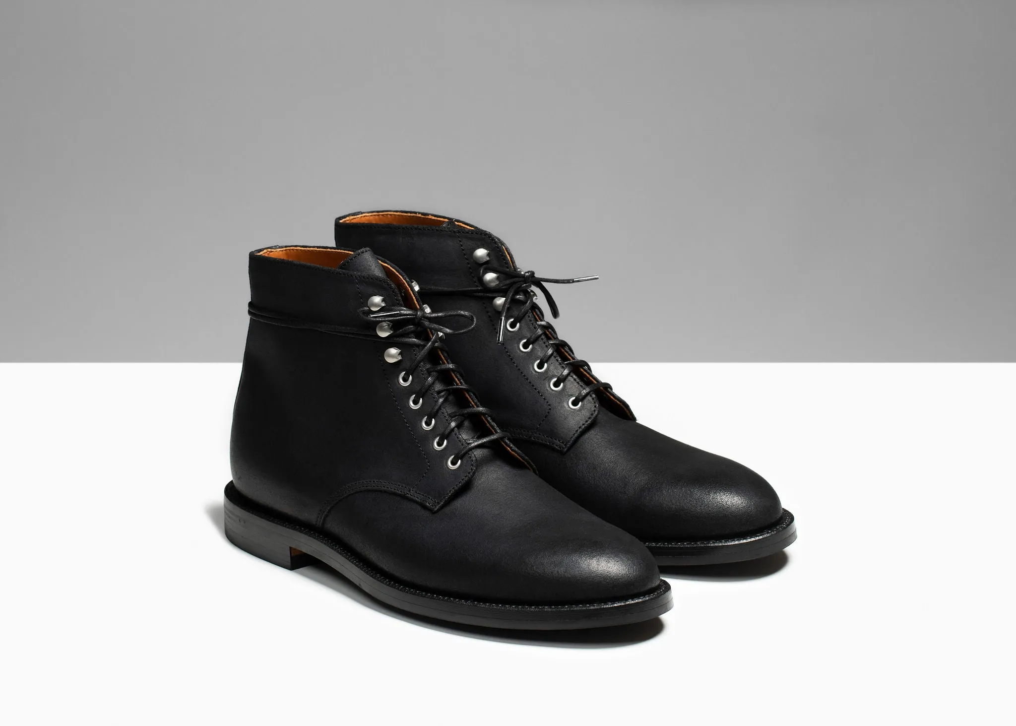 Edward Boot Black Waxed Commander