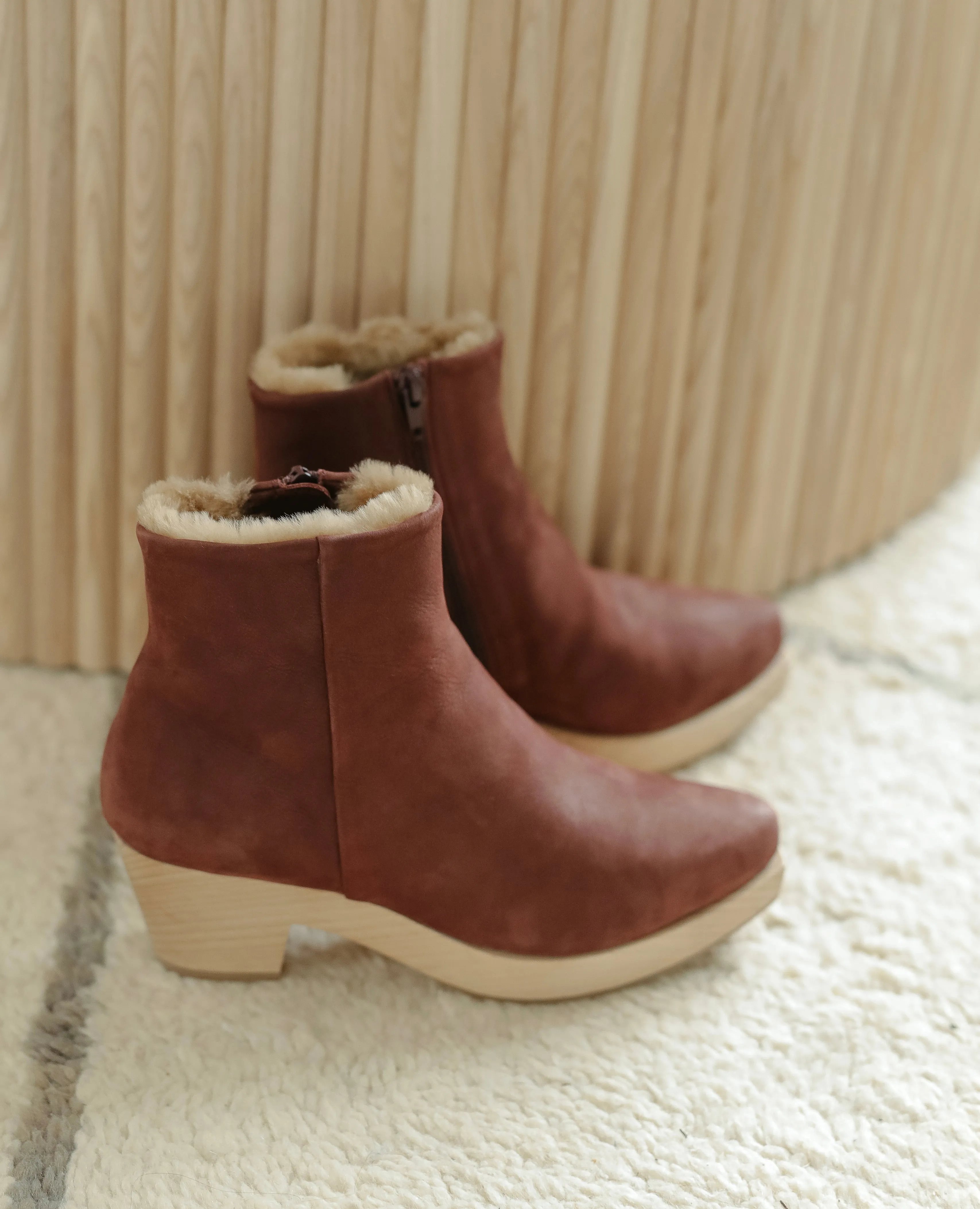 Keep Shearling Clog