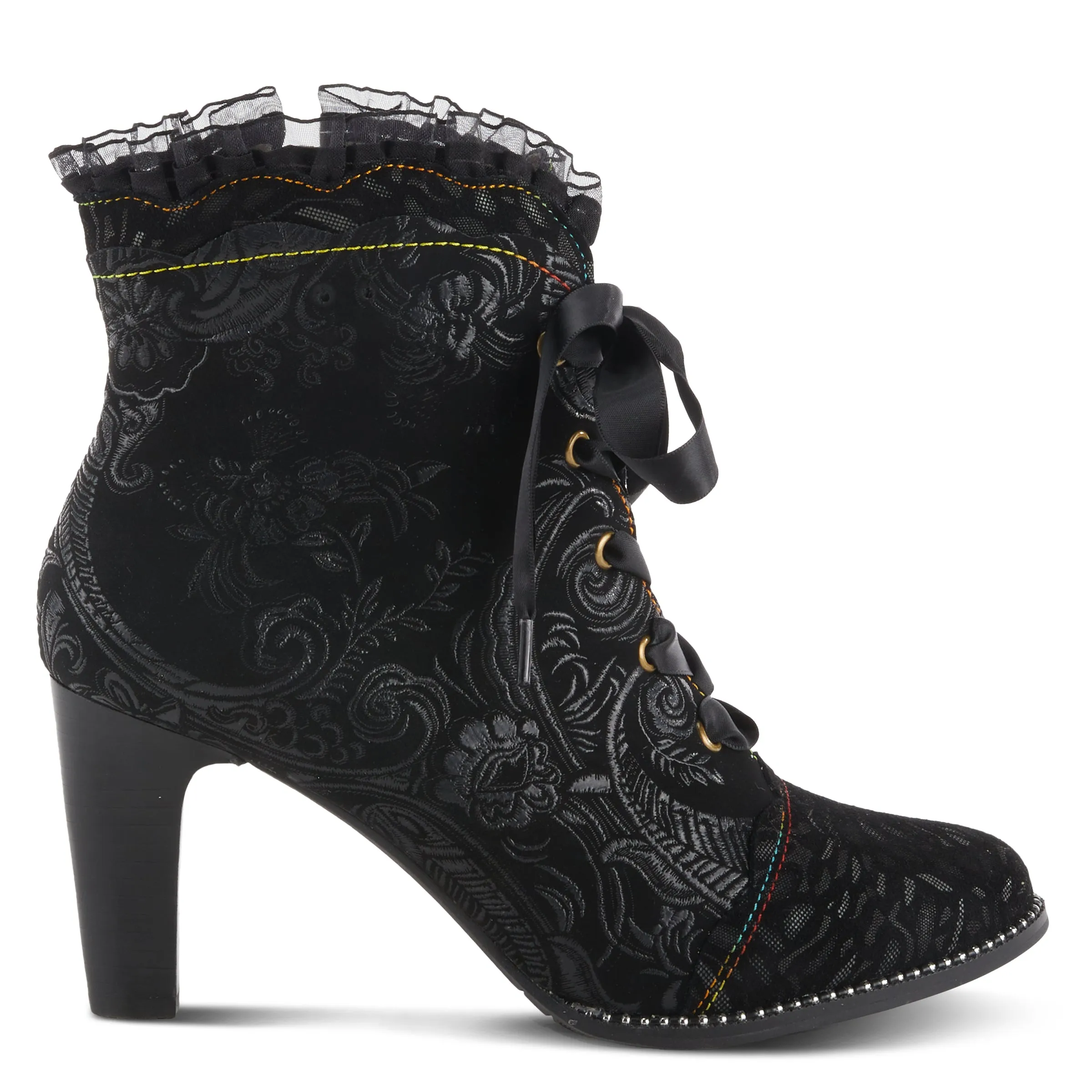 L'ARTISTE GLAMORIZE BOOTIE