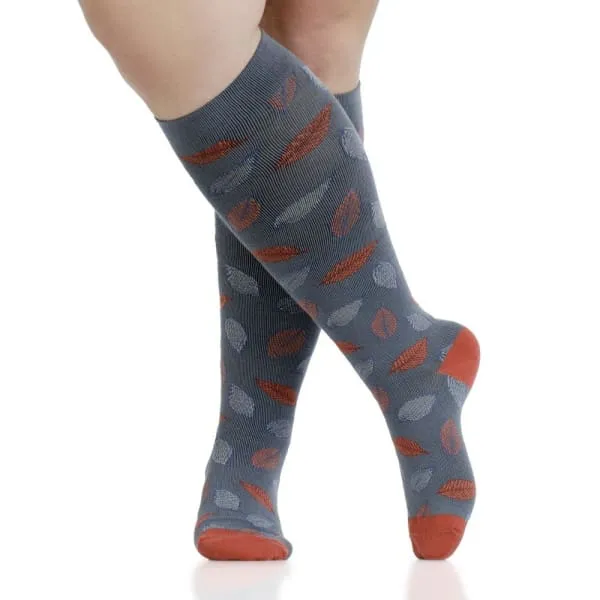 Sale Falling Leaves Compression Socks with 15-20 mmHg