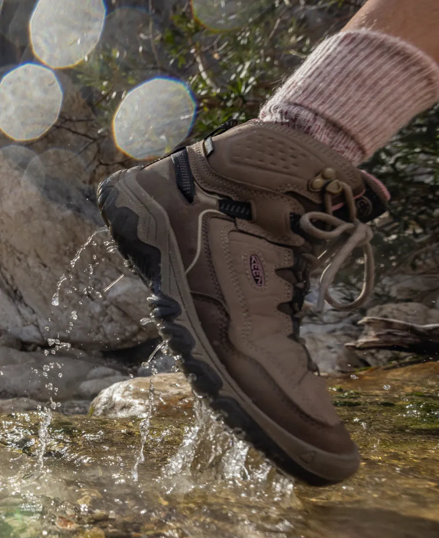 Women's Targhee IV Wide Waterproof Hiking Boot  |  Brindle/Nostalgia Rose